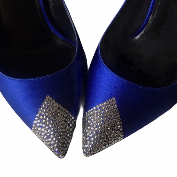 Saint Laurent Satin Tower Pump - Picture 4 of 9